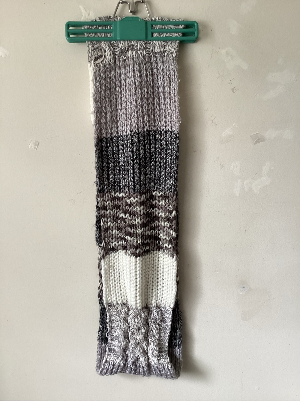 Sonoma Cozy Knit Striped Scarf in Gray and White